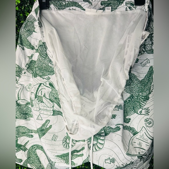 Men’s LACOSTE Shirts - Picture 5 of 6